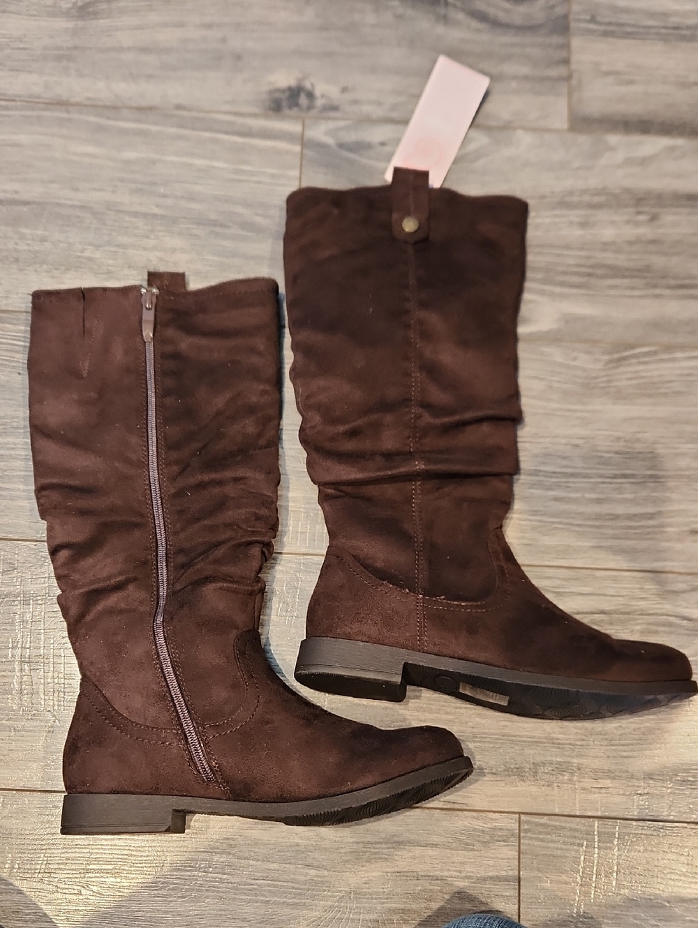 NWT GC Shoes Women's Tall Brown Suede Like Boots Sz 7 Zippered Inside